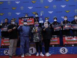 Ganda Putri Asal Bandung Sabet Juara Satu Turnamen Smash On Drugs Gelaran BNN RI