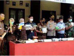 Kejari Aceh Timur Laksanakan Pemusnahan Barang Bukti