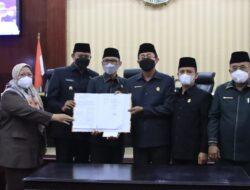Plt. Wali Kota Bekasi bersama Forkopimda hadiri rapat Paripurna DPRD Kota Bekasi Terkait Rotasi Perangkat AKD DPRD Periode 2022-2024