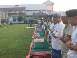 Lapas Cikarang Selenggarakan Sholat Idul Adha 1443 H dan Penyembelihan Hewan Qurban