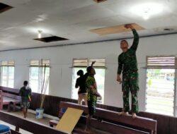Dukung Kegiatan Keagamaan, Satgas Pamtas Yonif Raider 142/KJ Bersama Jemaat Lakukan Karya Bakti di Gereja