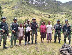 Kegiatan Anjangsana Kunci Sukses Satgas Yonif Mekanis 203/AK Untuk Mendekatkan Diri dengan Masyarakat Distrik Pirime