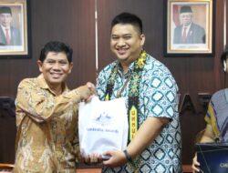 Unmul Terima Kunjungan Tamu Lulusan Australia Terkait Program Beasiswa Australia Award di Indonesia