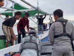 Bakamla RI Selamatkan Nelayan di Selat Makassar