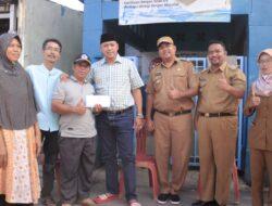 Kunjungi Program Rutilahu di Bekasi Utara, Plt Wali Kota Bekasi Turut Membantu Secara Pribadi