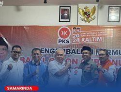 Isran-Hadi Kembalikan Formulir Pendaftaran ke PKS