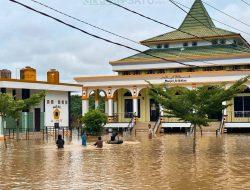 Elita Herlina Minta Pemda Cepat Tanggap Tangani Banjir.