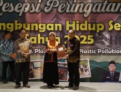 PT Berau Coal Terima Penghargaan dalam Pengelolaan Lingkungan dari Bupati Berau.